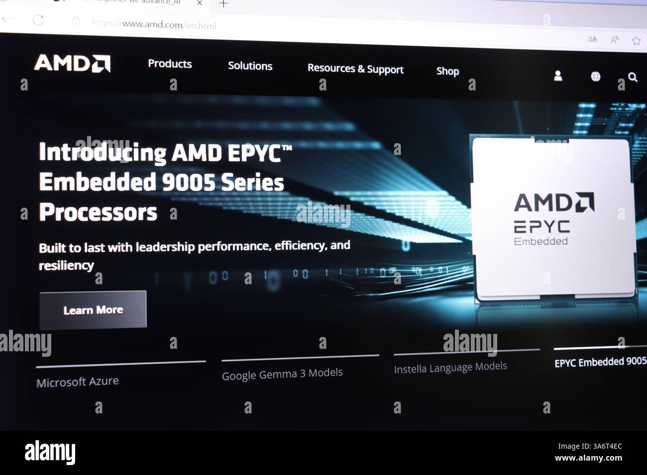 Panoramica e caratteristiche dei processori AMD epyc embedded serie 9005. Foto Stock