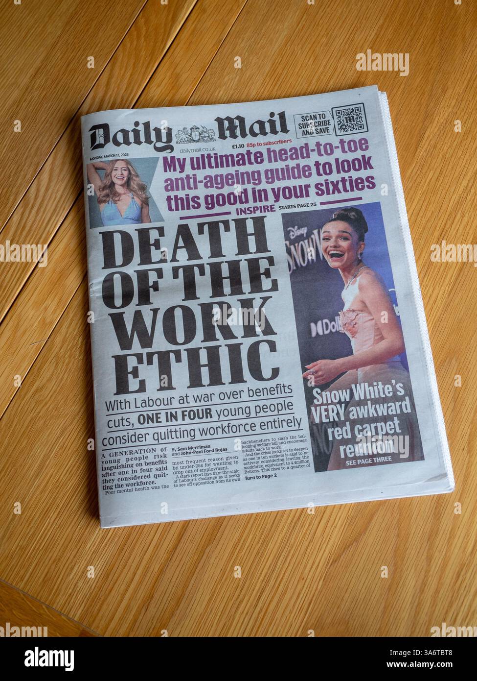 Prima pagina del quotidiano Daily mail 17 marzo 2025 con il titolo morte dell'etica del lavoro Foto Stock