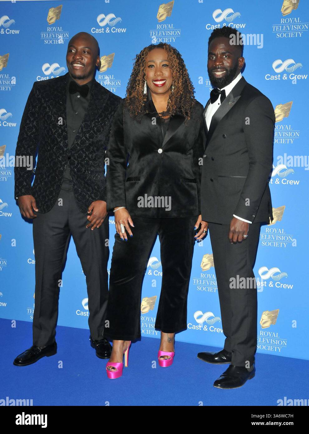 Londra, Regno Unito. 25 marzo 2025. Eddie Kadi, Chizzy Akudolu e Jimmy Akingbola al Royal Television Society (RTS) Program Awards 2025, JW Marriott Grosvenor House Hotel, Park Lane, martedì 25 marzo 2025 a Londra, Inghilterra, Regno Unito. CAP/CAN © CAN/Capital Pictures credito: Capital Pictures/Alamy Live News Foto Stock