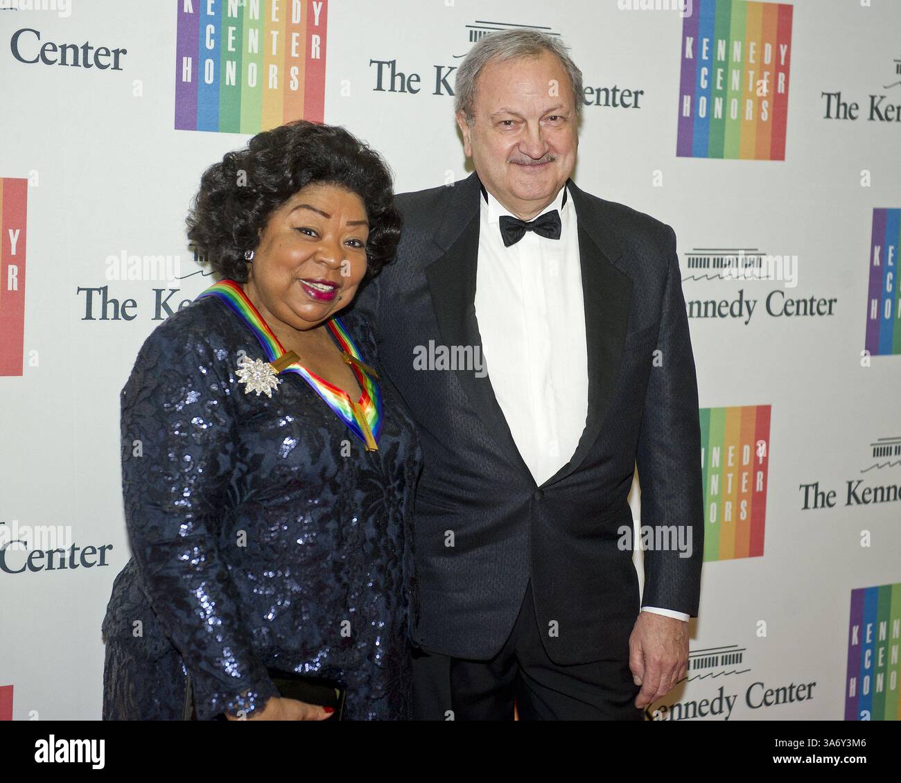 6 dicembre 2014 - Washington, District of Columbia, Stati Uniti d'America - 6 dicembre 2014 - Washington, District of Columbia, Stati Uniti d'America - 2013 Kennedy Center onorata Martina Arroyo e Paolo Petrini arrivano per la cena dell'artista formale in onore dei vincitori del 2014 Kennedy Center Honors ospitata dal Segretario di Stato degli Stati Uniti John F. Kerry presso il Dipartimento di Stato degli Stati Uniti a Washington, D.C. sabato 6 dicembre 2014. I 2014 onorari sono: Il cantante al Green, l'attore e regista Tom Hanks, la ballerina Patricia McBride, la cantautrice Sting e la comica Lily Tomlin. Foto Stock