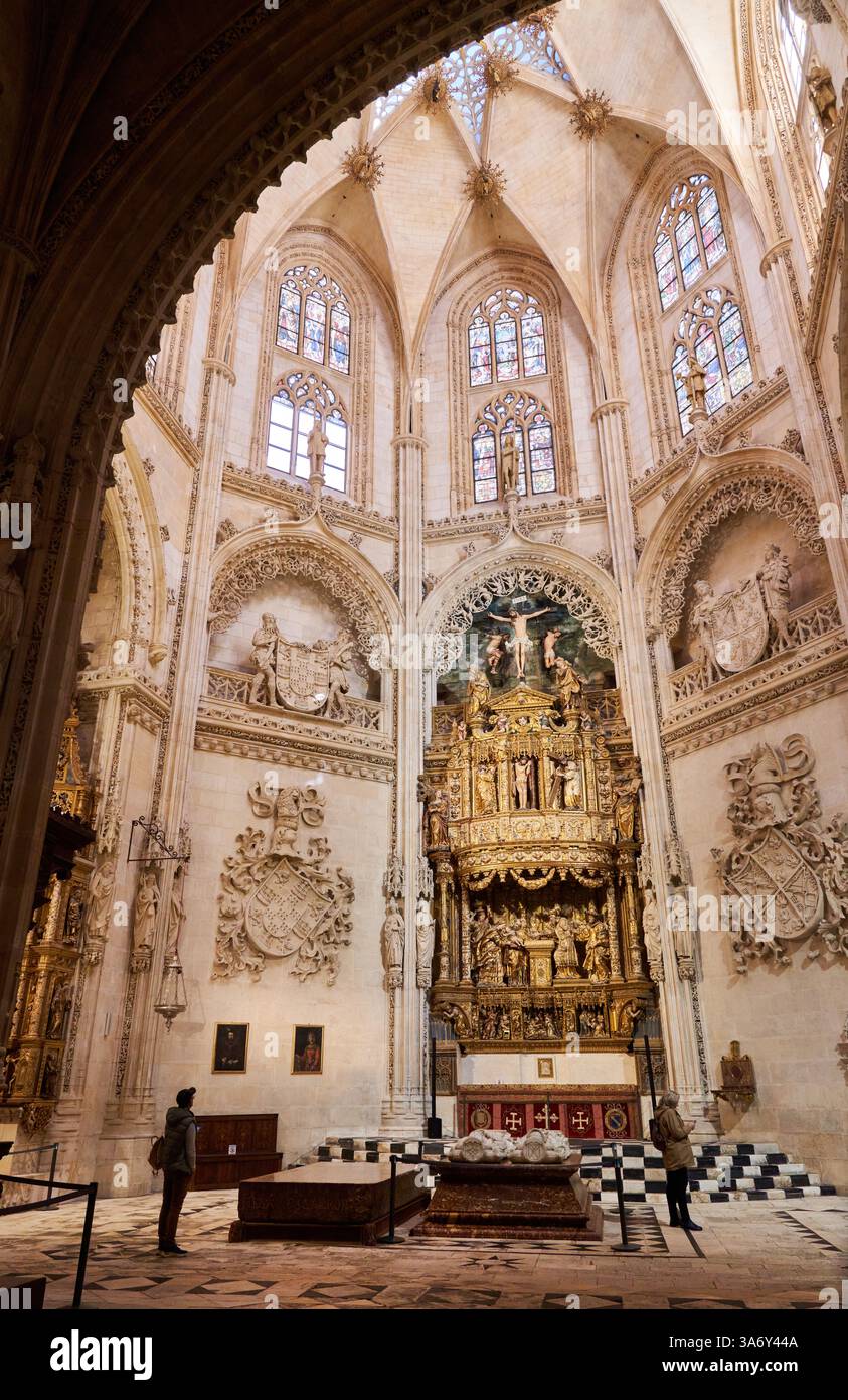 Cappella dei Costabili, Simón de Colonia, 1482-1496, gotico fiorito, Tombe di Pedro Fernández de Velasco e Mencía de Mendoza, opera di Felipe Vigarn Foto Stock