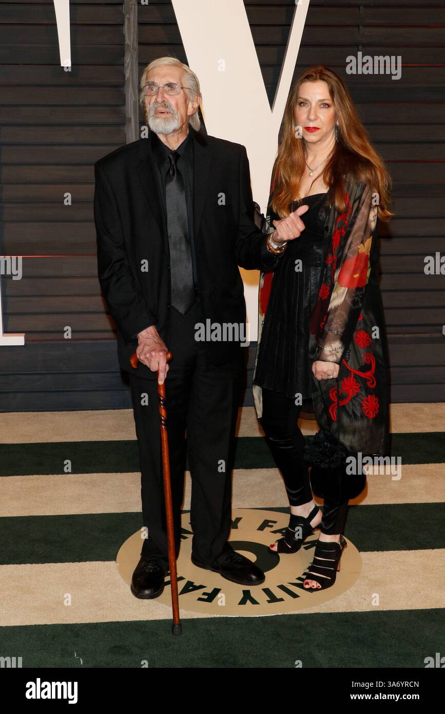 L'attore Martin Landau e la produttrice Susan Landau Finch partecipano al Vanity Fair Oscar Party al Wallis Annenberg Center for the Performing Arts di Beverly Hills, Los Angeles, USA, il 22 febbraio 2015 Foto Stock