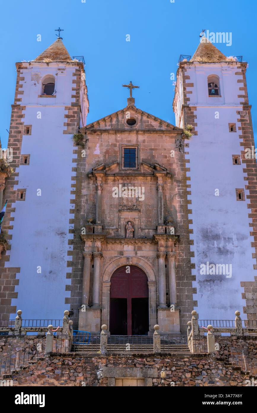 Città vecchia di Caceres Chiesa di San Francisco Javier architettura barocca Spagna Foto Stock