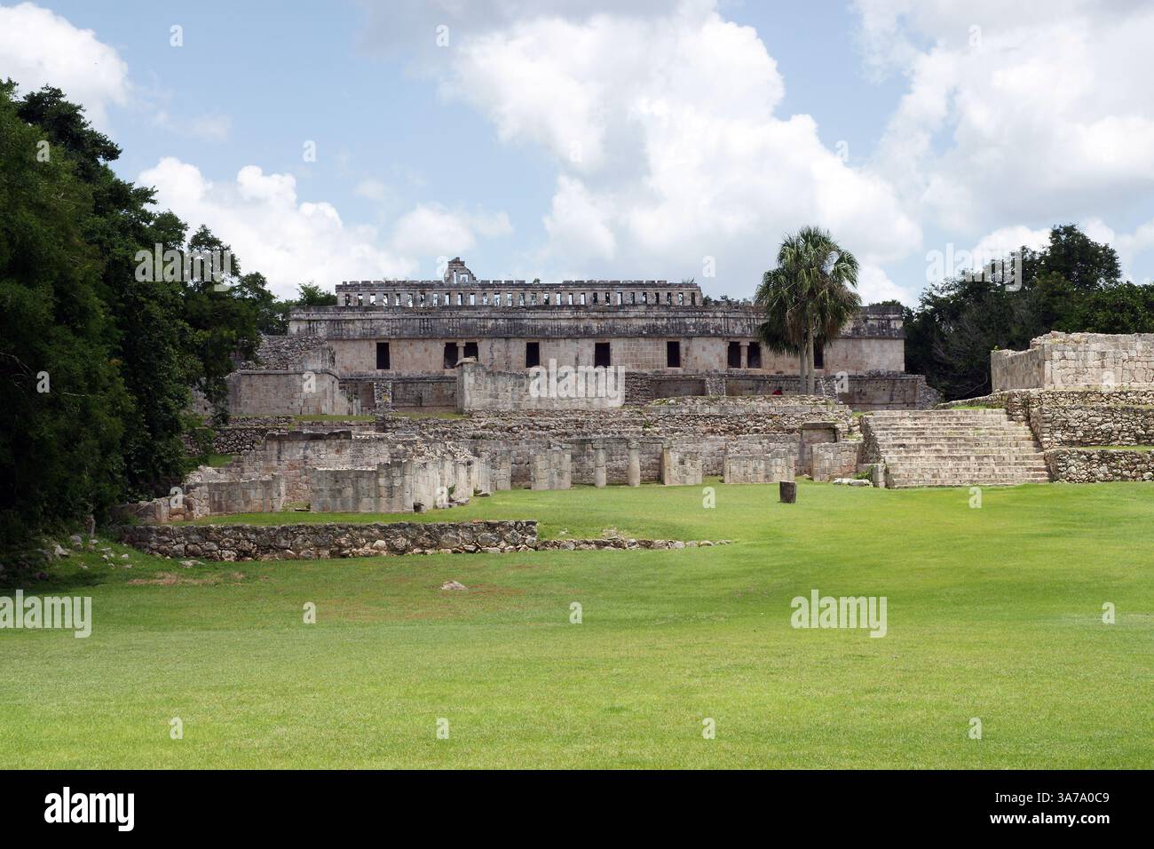 Messico. Yucatan. Kabah. Il Palazzo. Stile Puuc. Foto Stock