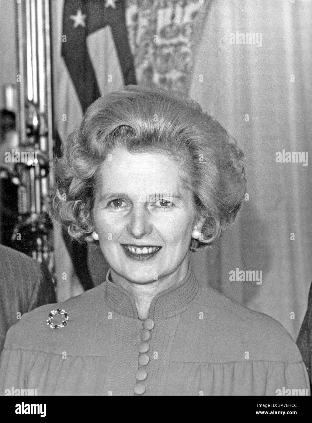 8 aprile 2013 - Washington, Distretto di Columbia, U. S - la neo-eletta leader del Partito Conservatore britannico Margaret Thatcher partecipa ad un pranzo in suo onore ospitato dal Comitato per le relazioni estere del Senato degli Stati Uniti nel Campidoglio degli Stati Uniti a Washington, D.C. giovedì 18 settembre 1975. La signora Thatcher è la prima donna eletta leader del Partito Conservatore. Thatcher morì per un ictus alle 87 di lunedì 8 aprile 2013. (Immagine di credito: © Prensa Internacional/ZUMAPRESS.com) Foto Stock
