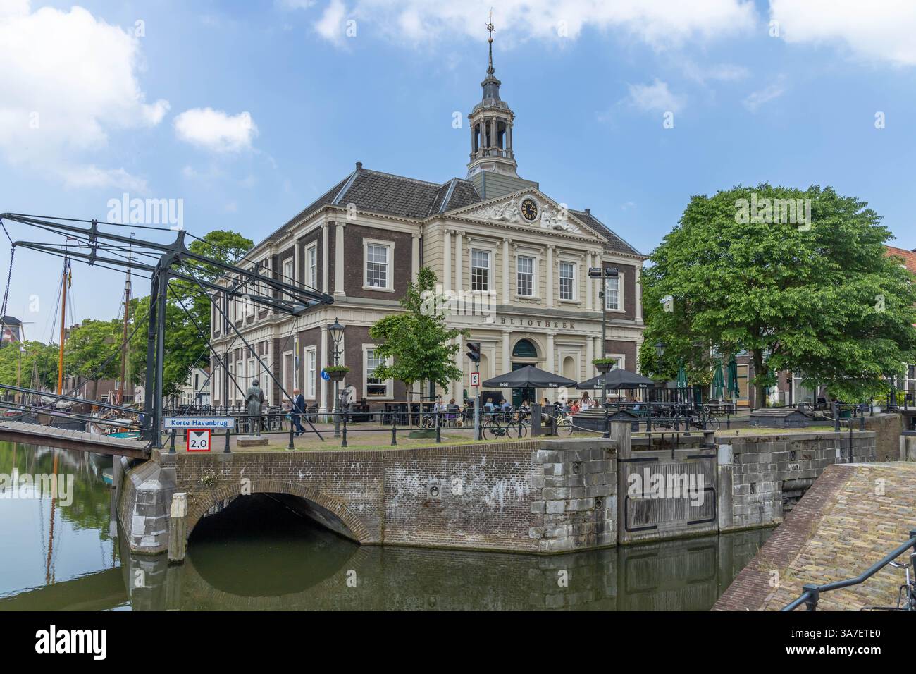 Schiedam, Paesi Bassi. 18 maggio 2024. Il ramo principale della Biblioteca Schiedam si trova nella splendida e monumentale Korenbeurs. Foto Stock