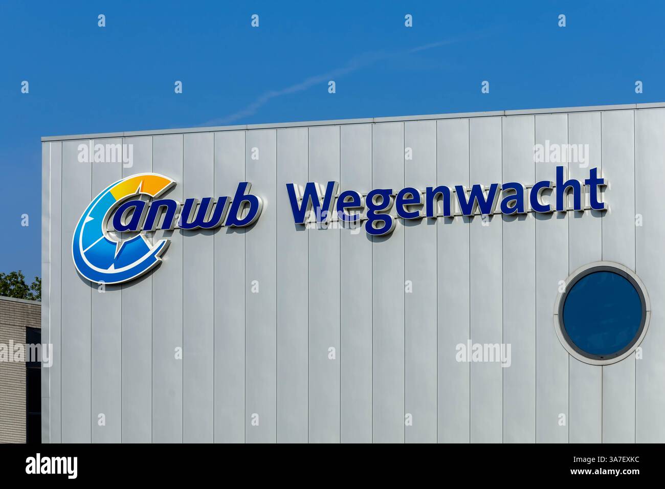 Utrecht, Paesi Bassi. 9 maggio 2024. ANWB Wegenwacht log oon al garage di Utrecht Foto Stock