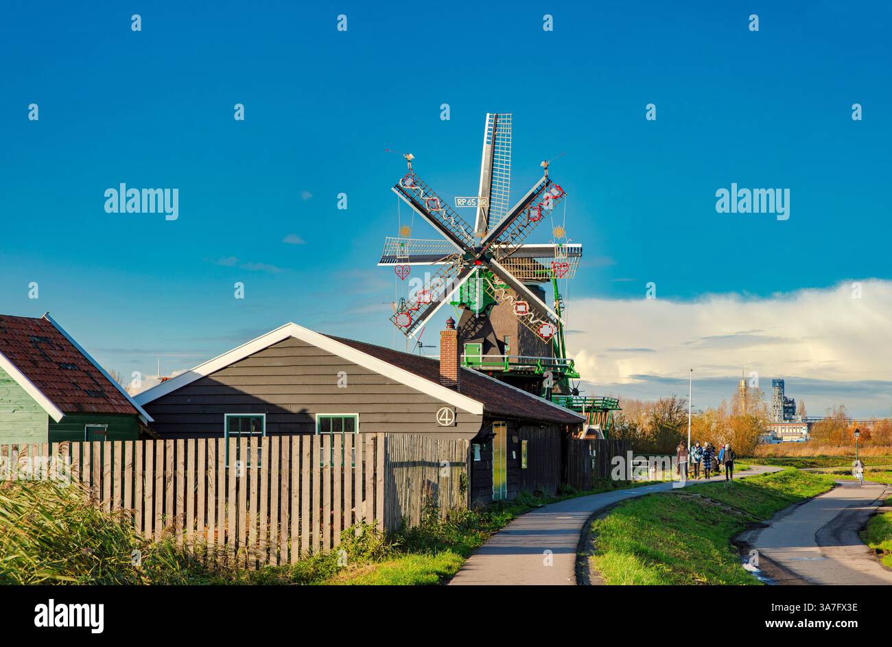 Mulino a vento decorato con Het Klaverblad, mulino a vento De Bonte Hen Foto Stock