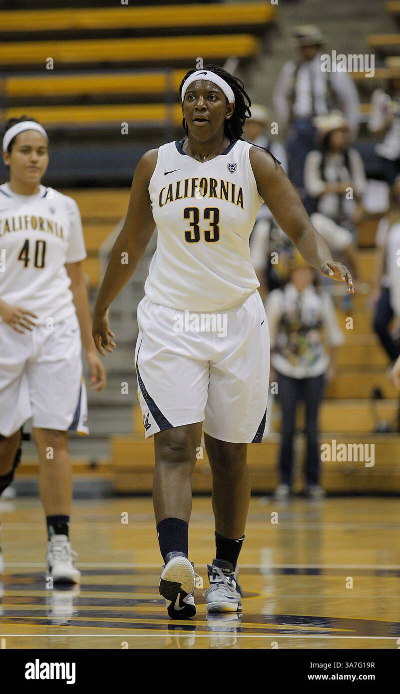 23 novembre 2012 - 23 novembre 2012 durante la NCAA Womens Basketball Game Cal Classic Between Eastern Washington Eagles vs California Golden Bears, 33 C Talia Caldwell of Cal presso Hass Pavilion Berkeley California (Credit Image: © Thurman James/Cal Sport Media/ZUMAPRESS.com) Foto Stock