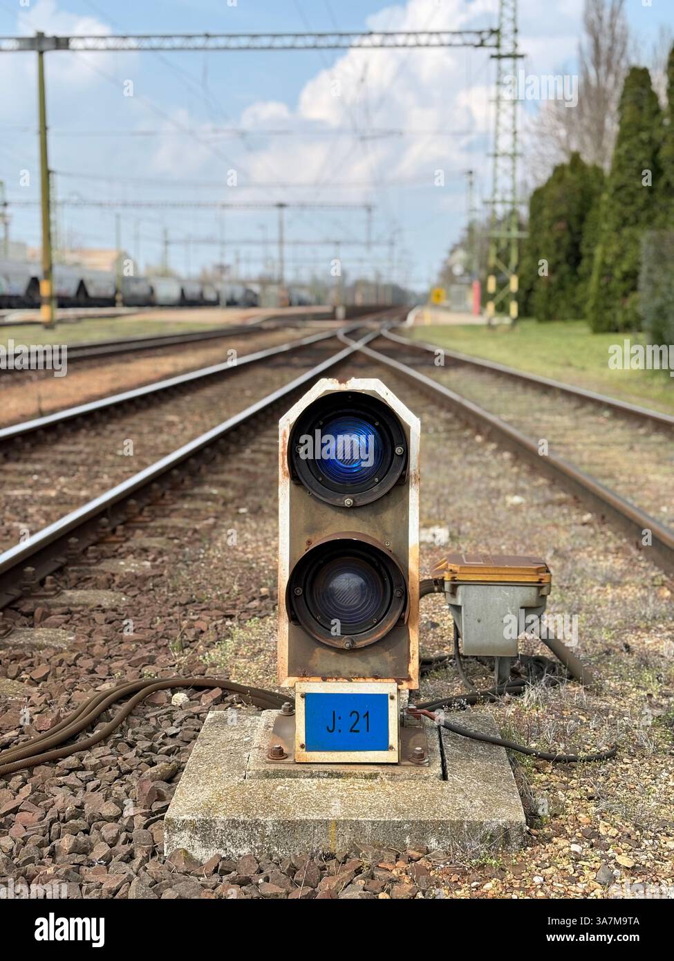 semaforo ferroviario - Immagine stock catturata con smartphone
