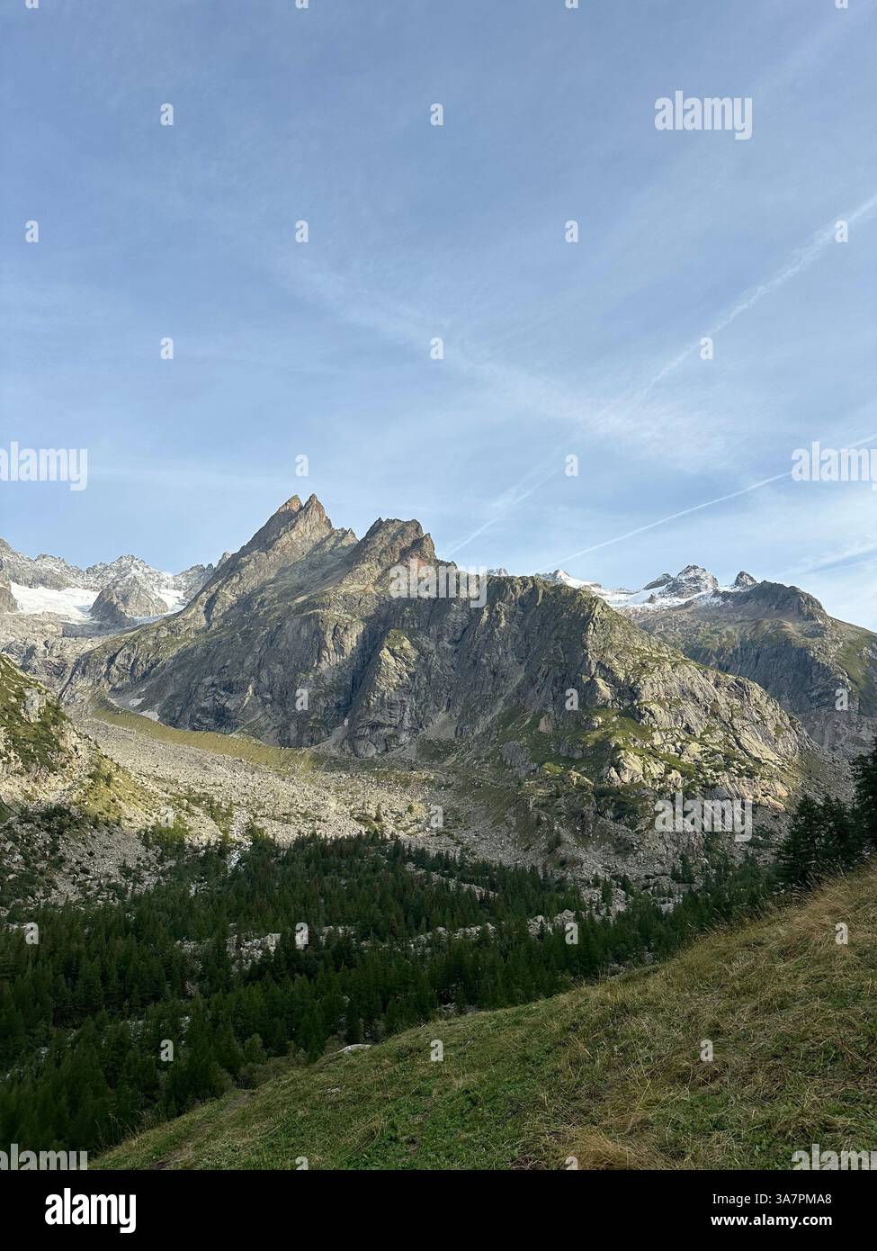 Vista montagna - Immagine stock catturata con smartphone