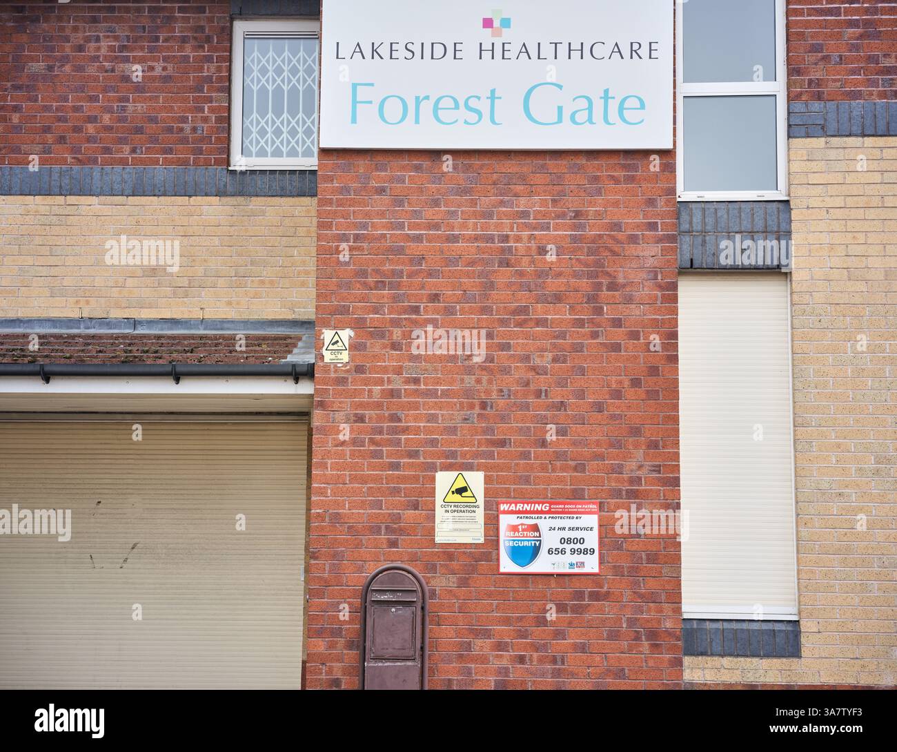Lakeside Healthcare Doctors' surgery, Forest Gate, Corby, Inghilterra. Foto Stock