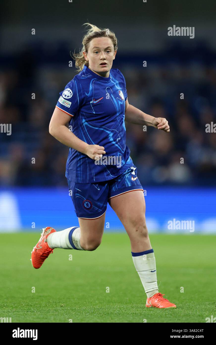 Londra, Regno Unito. 27 marzo 2025. Erin Cuthbert del Chelsea durante la partita di UEFA Women's Champions League allo Stamford Bridge di Londra. Il credito per immagini dovrebbe essere: David Klein/Sportimage Credit: Sportimage Ltd/Alamy Live News Foto Stock