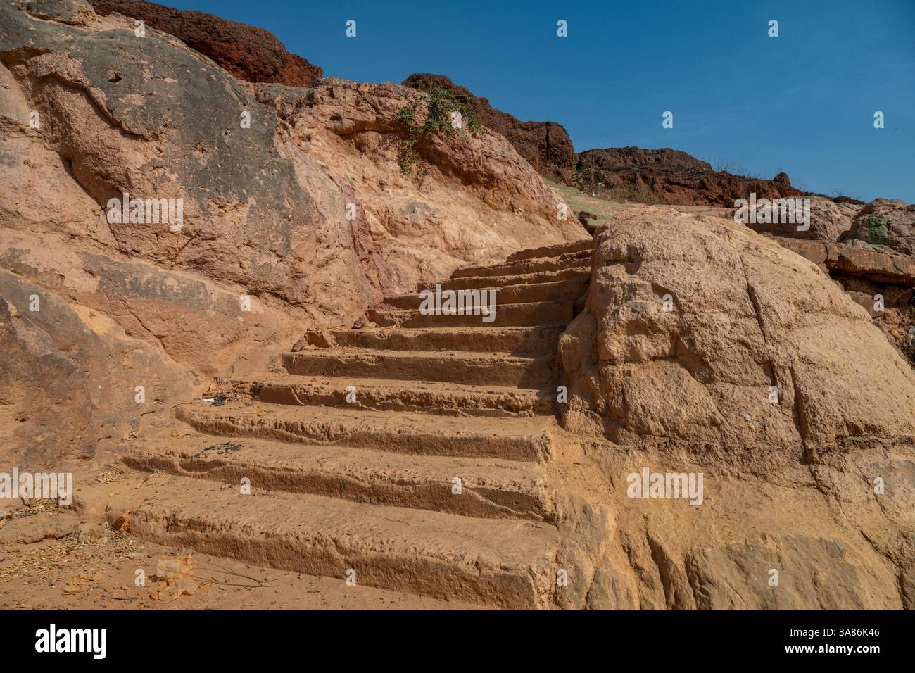 Scalinata per la storica fabbrica di ferro di Dala Hill, Kano, Nigeria Foto Stock