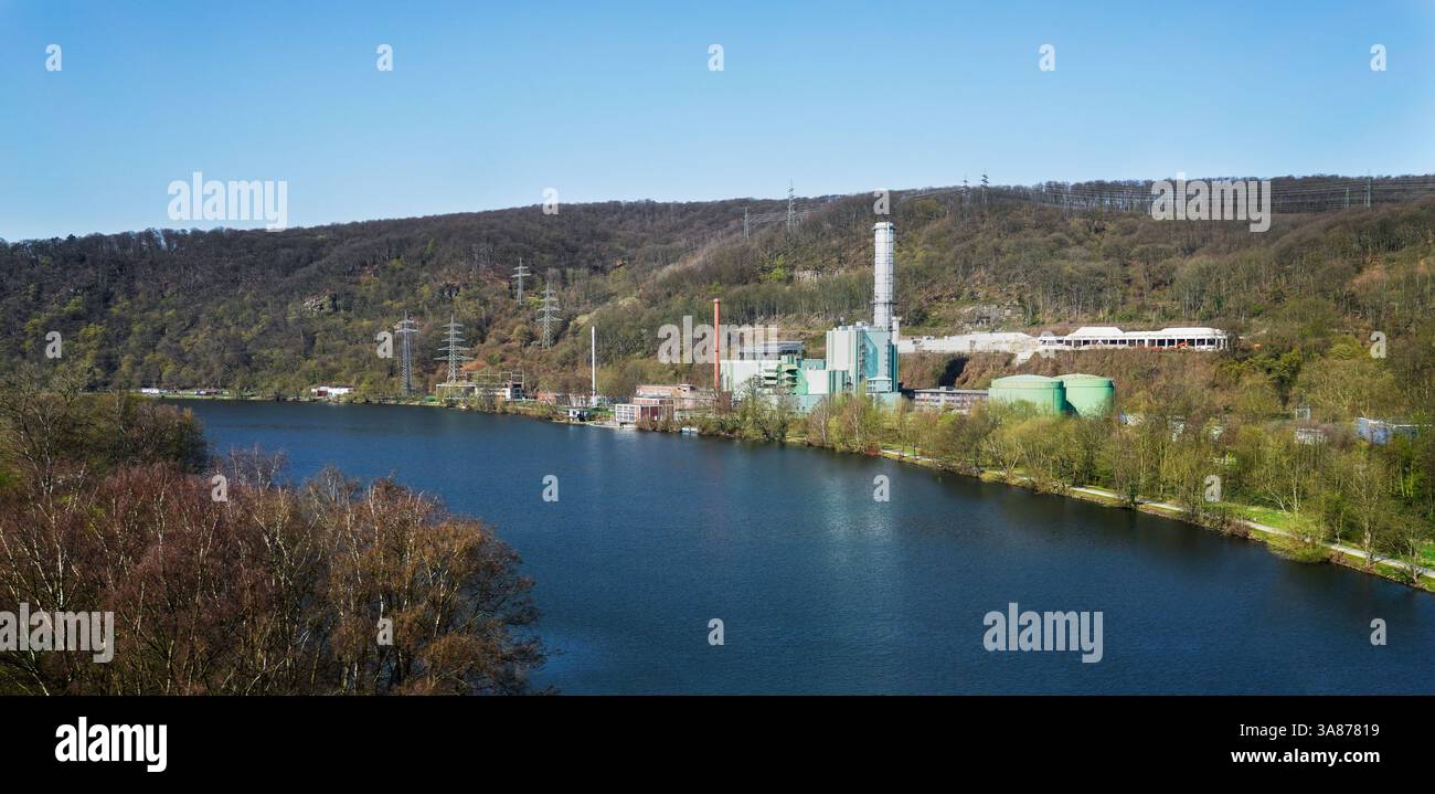 Centrale elettrica a ciclo combinato a gas e vapore CUNO sul lago Harkord vicino a Herdecke, regione della Ruhr, Renania settentrionale-Vestfalia, Germania Foto Stock