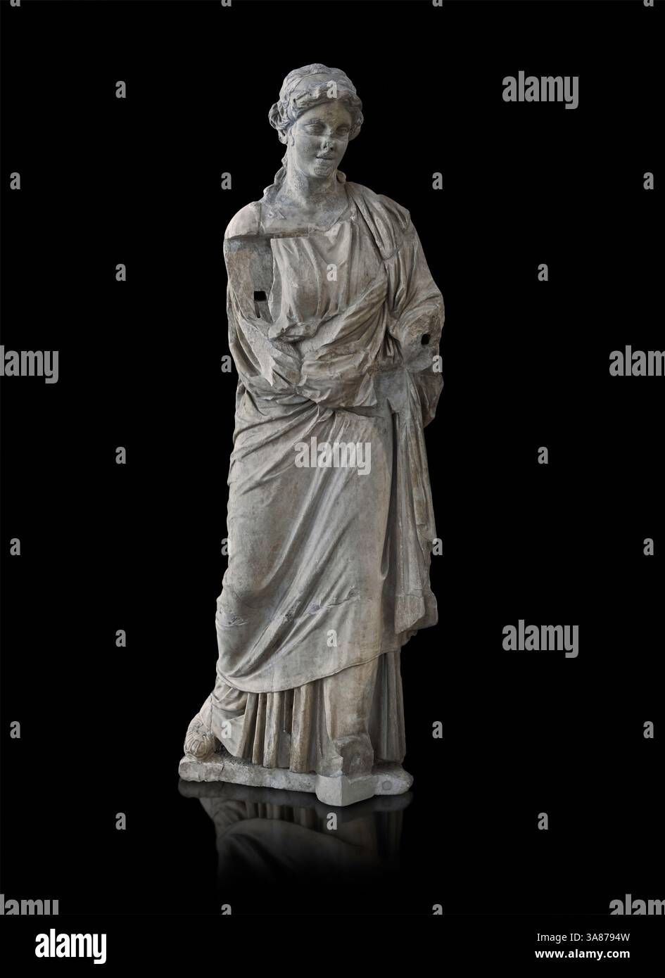 Statua romana di Ermafrodite una donna romana probabilmente eretta in onore della dea Atena. 190 - 140 A.C. Da Pergamo (Bergama) altare Terrazza Turk Foto Stock