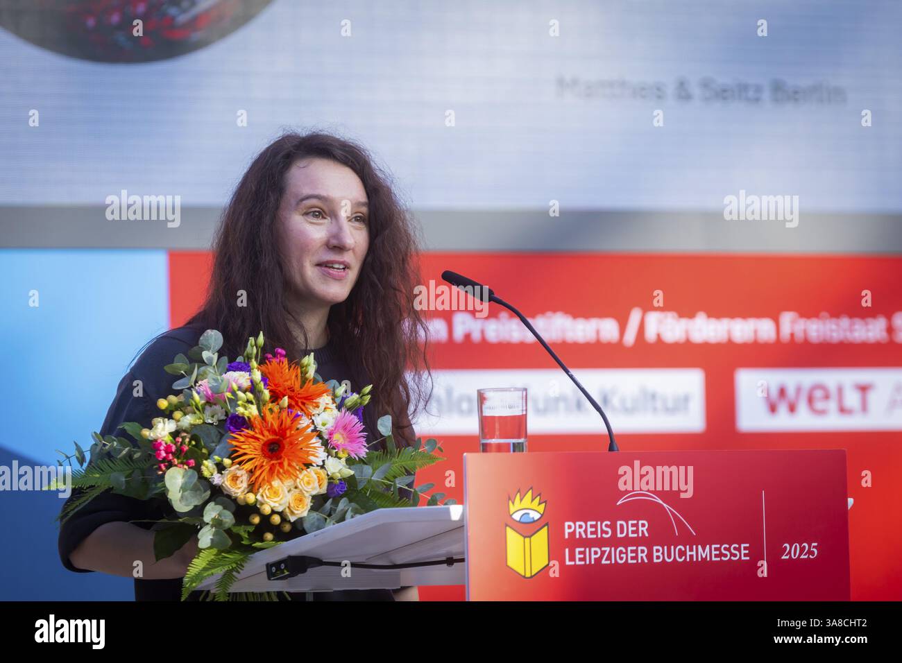 Alla nuova fiera, 2 040 espositori provenienti da 45 paesi presenteranno le innovazioni di quest'anno. Il motto della fiera di quest'anno è parole Move Worlds . Foto Stock