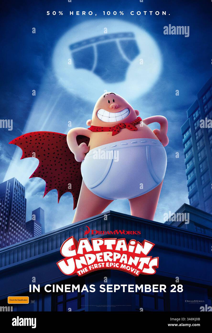DATA DI USCITA: 2 giugno 2017 TITOLO: Captain Underpants: The First Epic Movie STUDIO: DreamWorks Animation DIRECTOR: David Soren TRAMA: Due pranksters troppo fantasiosi di nome George e Harold ipnotizzano il loro preside pensando che sia un supereroe incredibilmente entusiasta e incredibilmente sgradevole di nome Captain Underpants CON: Ed Helms nel ruolo di Captain Underpants / Mr. Krupp (voce) poster art. (Credit Image: © DreamWorks Animation/Entertainment Pictures/ZUMAPRESS.com) Foto Stock