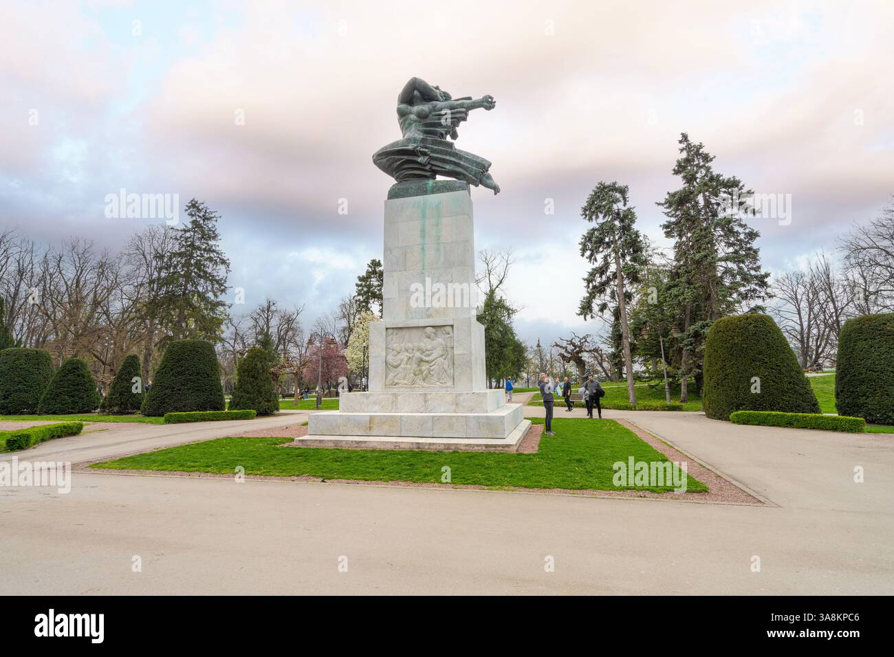Belgrado, Serbia. 22 marzo 2025. Vista del Monumento alla gratitudine alla Francia nella Fortezza di Belgrado nel centro della città Foto Stock