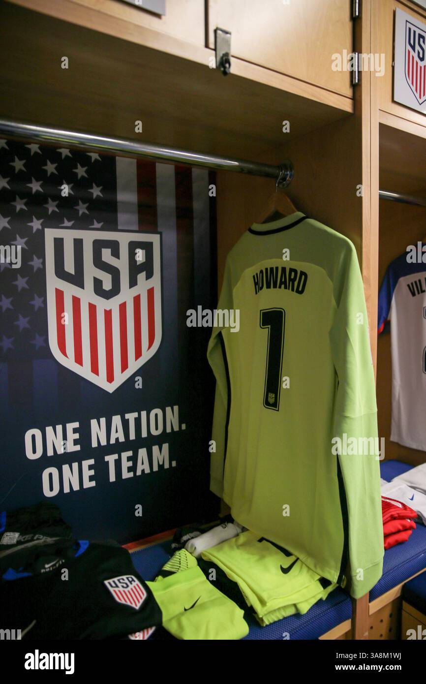 1 settembre 2017 - Harrison, NJ, USA - Harrison, N.J. - venerdì 1 settembre 2017: Divisa di Tim Howard durante una partita di qualificazione alla Coppa del mondo FIFA 2017 (WCQ) tra le squadre nazionali maschili degli Stati Uniti (USA) e Costa Rica (CRC) alla Red Bull Arena. (Immagine di credito: © John Dorton/ISIPhotos via ZUMA Wire) Foto Stock