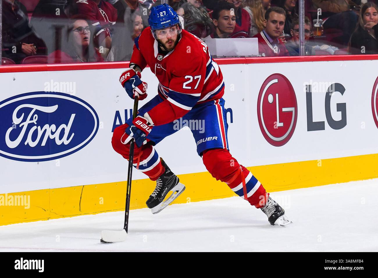 29 settembre 2017: L'ala sinistra dei Montreal Canadiens Alex Galchenyuk (27) pattina in controllo del puck durante la partita di pre-stagione dei Montreal Canadiens al Bell Centre di Montreal, Quebec. David Kirouac/CSM(immagine di credito: &Copy; David Kirouac/CSM tramite cavo ZUMA) Foto Stock