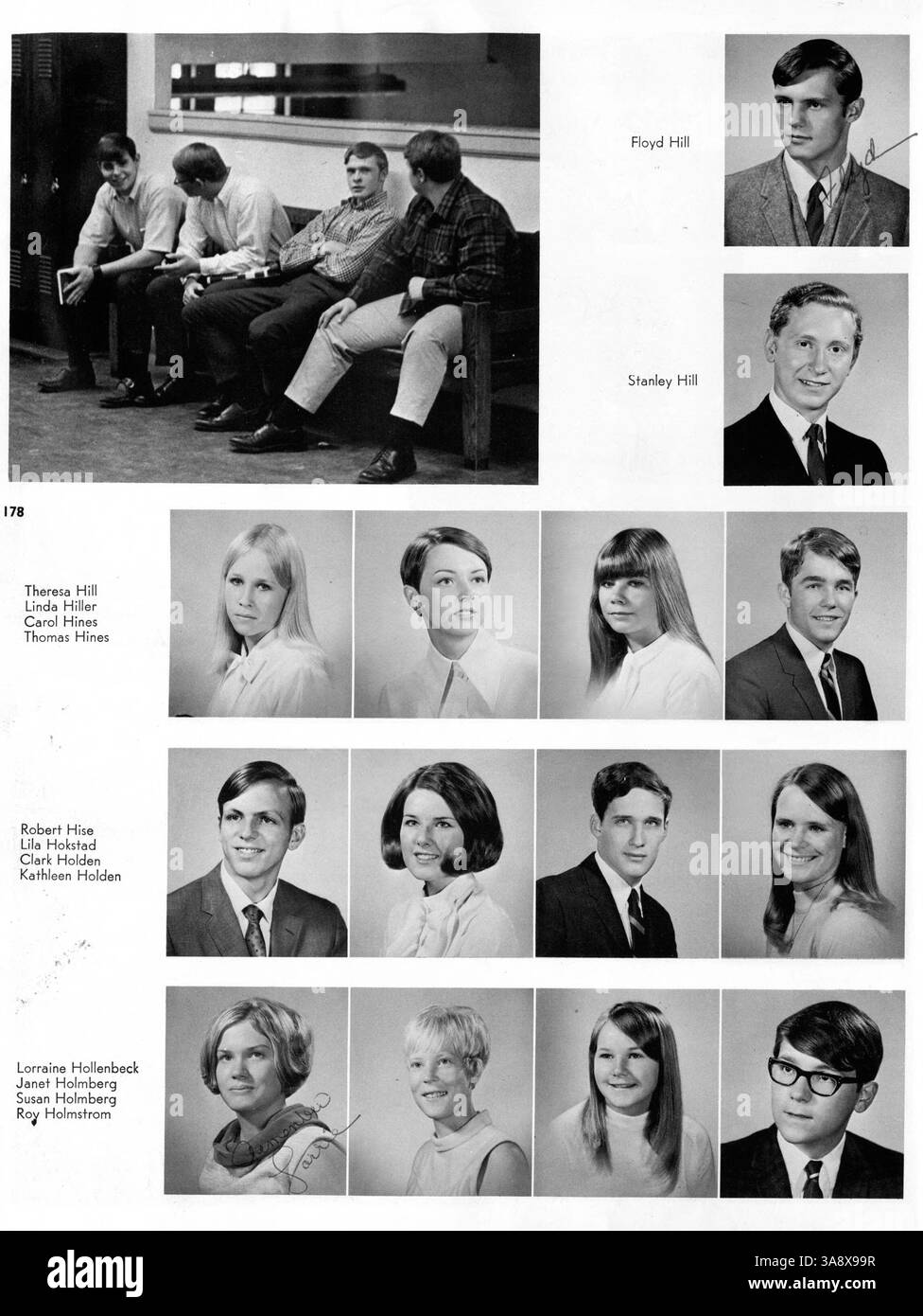 L'annuario Sagamore del 1969 della Roosevelt High School cattura i punti salienti accademici, extracurricolari e atletici dell'anno scolastico, sottolineando i contributi della storia afroamericana e del movimento per i diritti civili. Foto Stock