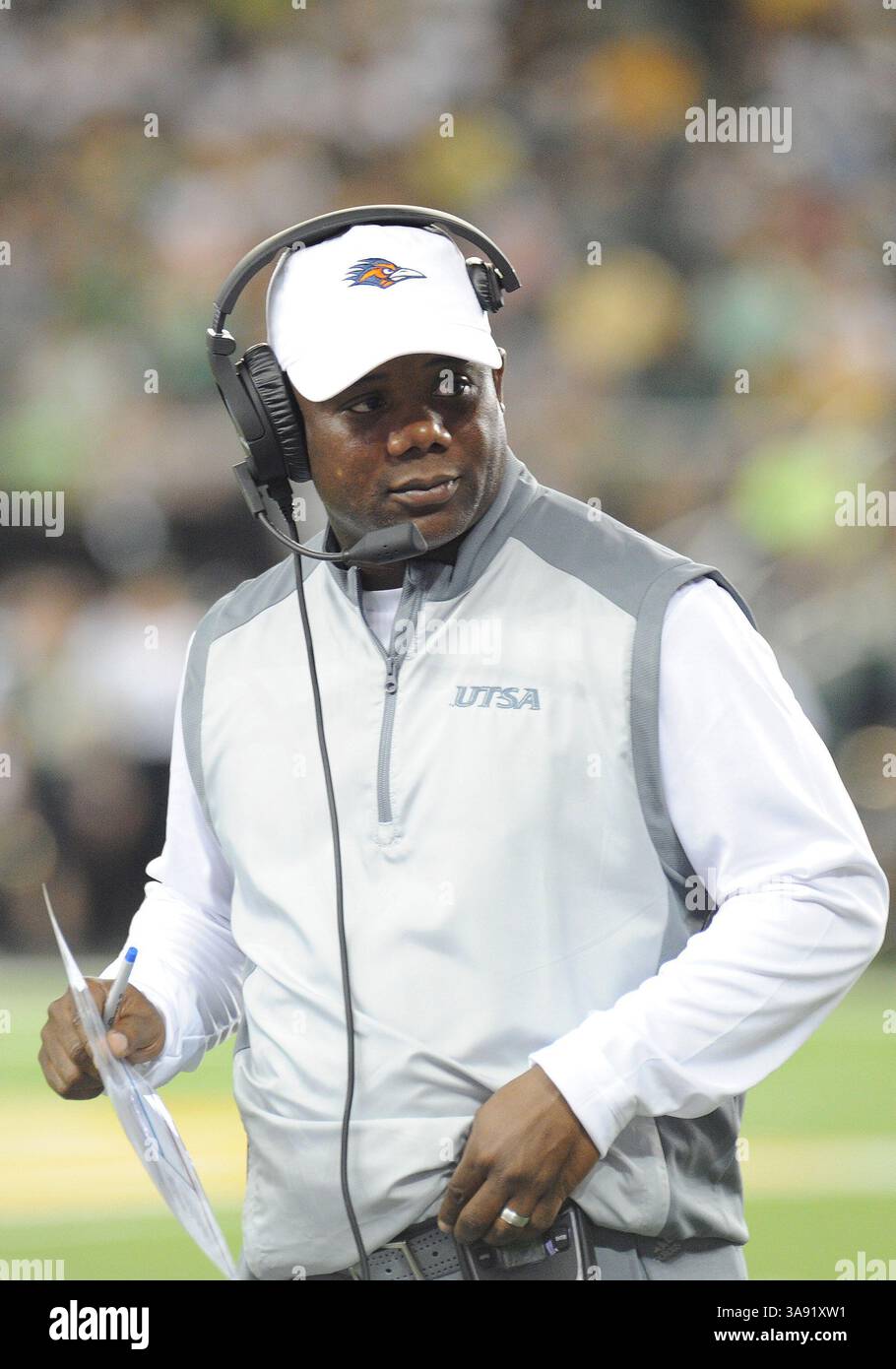 9 settembre 2017: L'allenatore degli UTSA Roadrunners Frank Wilson alla partita di football NCAA tra i Baylor Bears e gli UTSA Roadrunners al McLane Stadium di Waco, Texas. Matthew Lynch/CSM(immagine di credito: &Copy; Matthew Lynch/CSM tramite filo ZUMA) Foto Stock