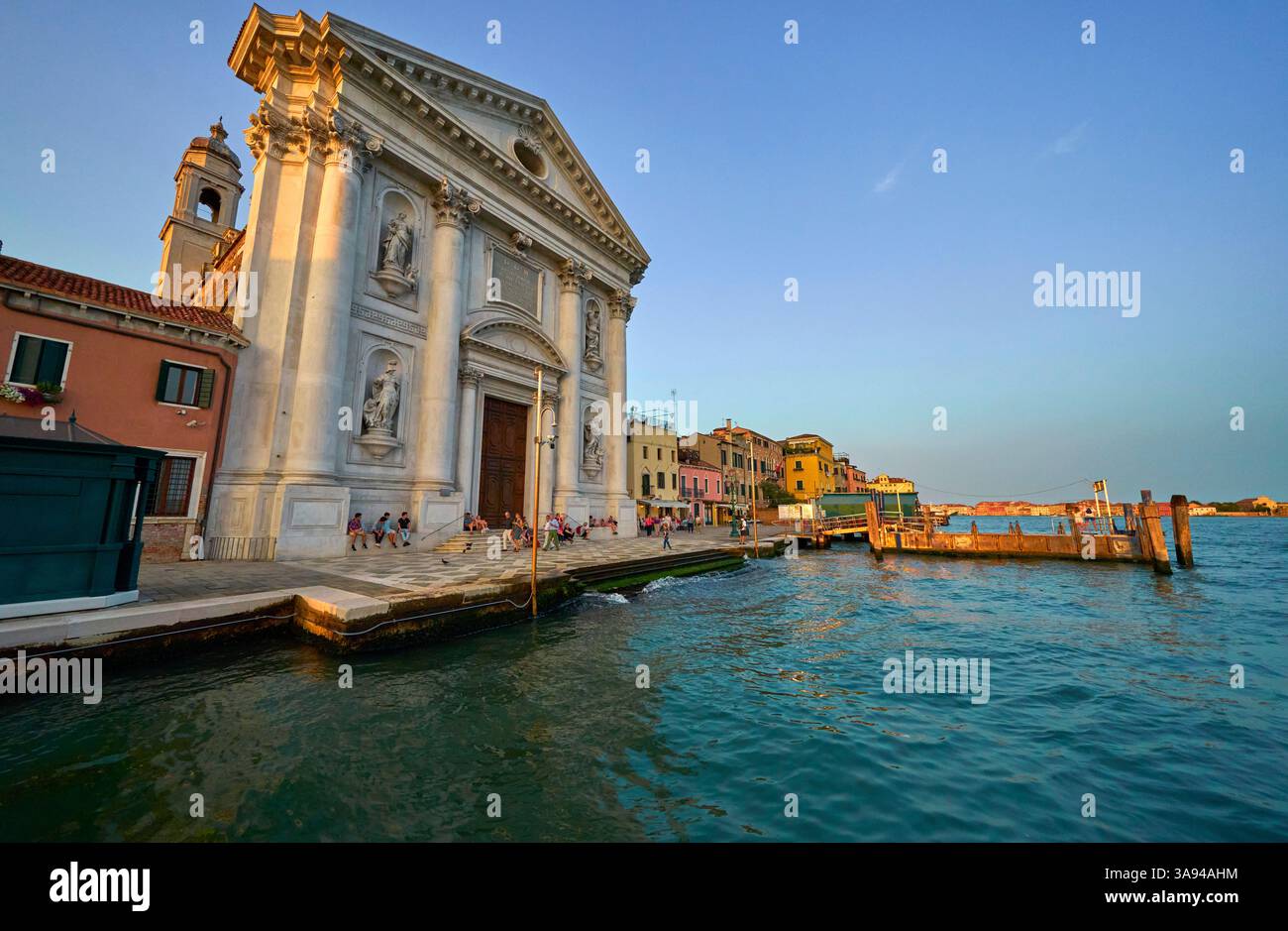 Vista sul Canal grande in una giornata di sole, Venezia, Italia Foto Stock