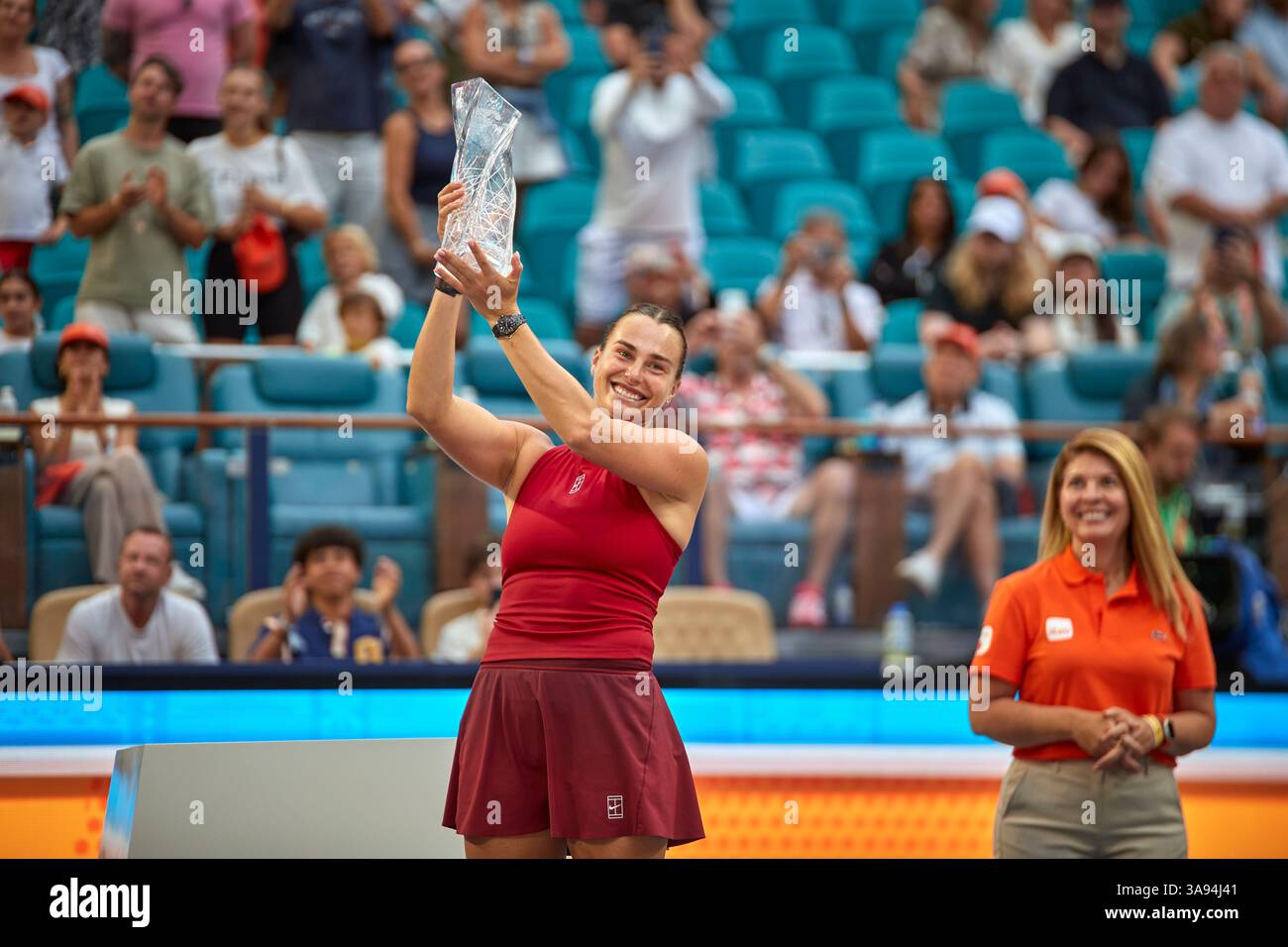 Miami Gardens, Florida, Stati Uniti. 29 marzo 2025. Arina Sabalenka vs Jessica Pegula (USA) durante la Women's Singles - Final al Miami Open 2025. VINCITORE: Arina Sabalenka. Crediti: Yaroslav Sabitov/YES Market Media/Alamy Live News. Foto Stock