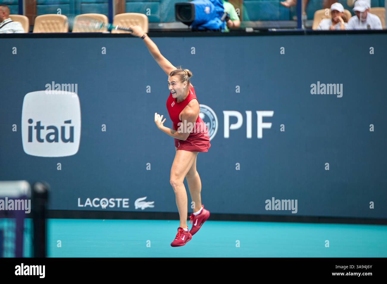 Miami Gardens, Florida, Stati Uniti. 29 marzo 2025. Arina Sabalenka vs Jessica Pegula (USA) durante la Women's Singles - Final al Miami Open 2025. VINCITORE: Arina Sabalenka. Crediti: Yaroslav Sabitov/YES Market Media/Alamy Live News. Foto Stock