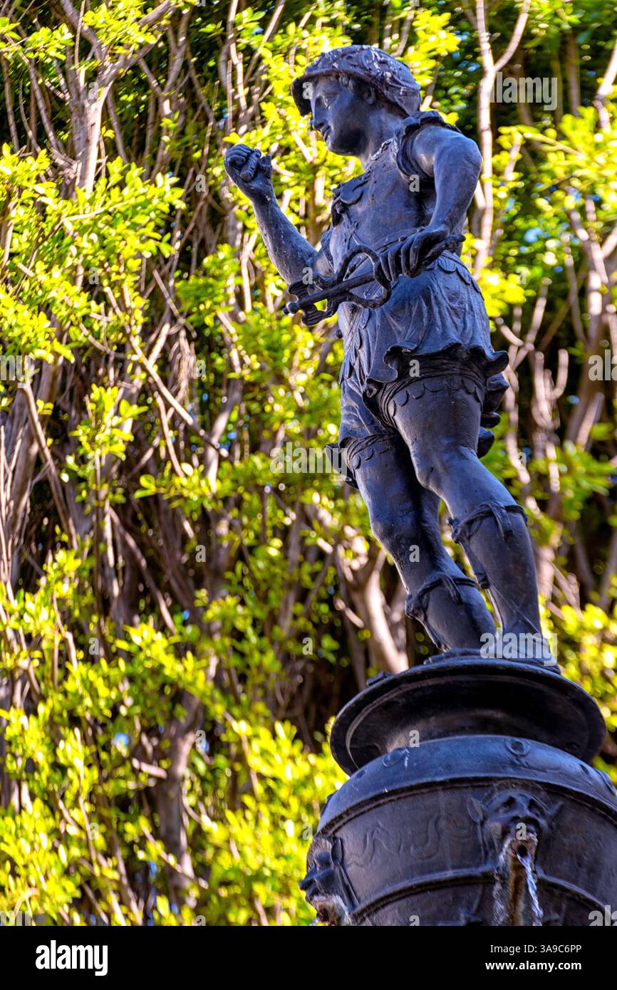Immagine di Mercur-Hermes dalla fontana in Plaza de San Francisco, Siviglia, Spagna Foto Stock