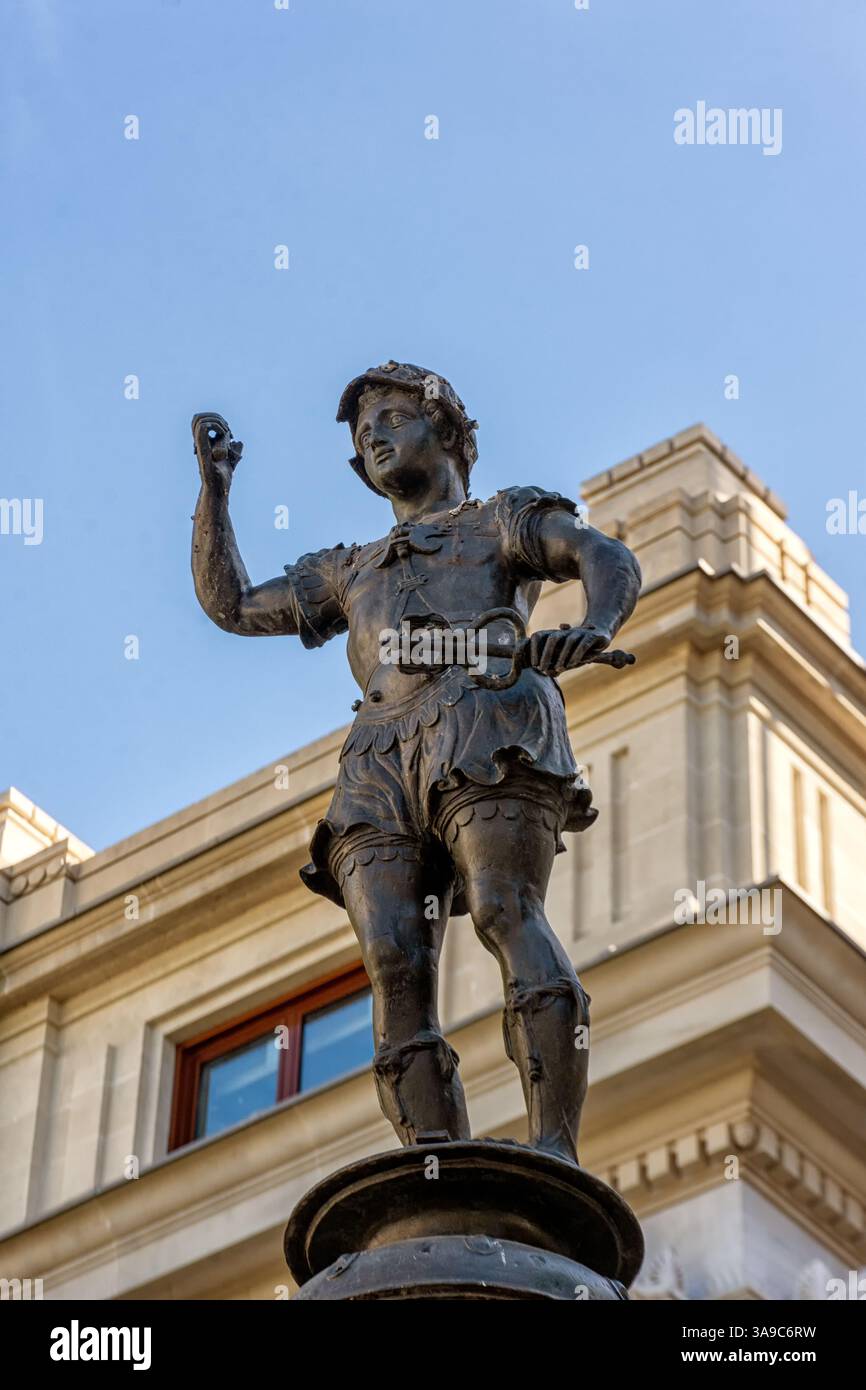 Immagine di Mercur-Hermes dalla fontana in Plaza de San Francisco, Siviglia, Spagna Foto Stock