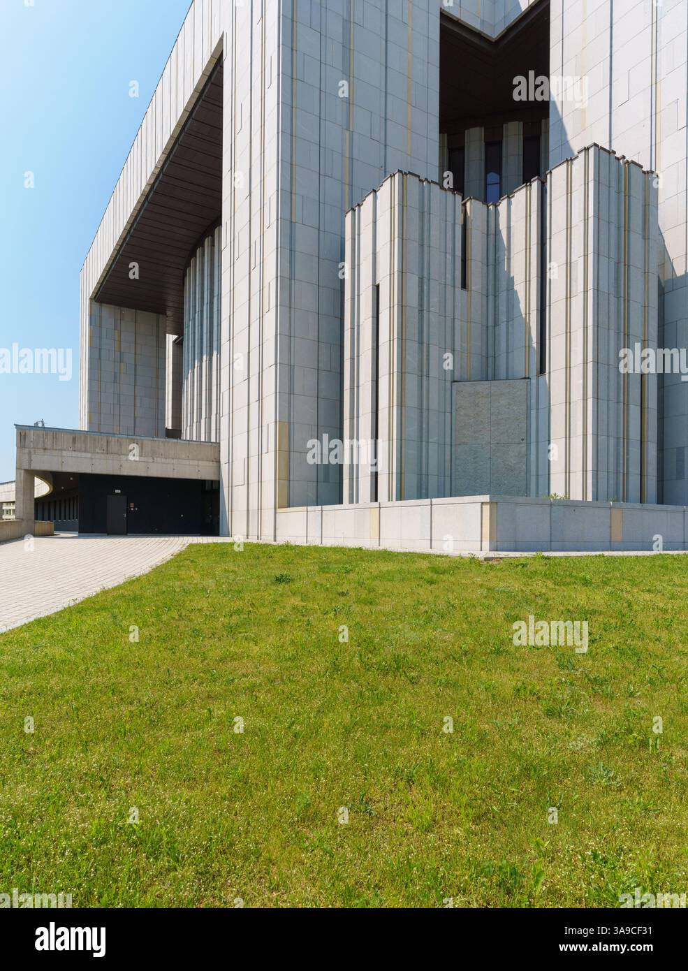 Swiatynia Opatrznosci Bozej - Tempio della Divina Provvidenza situato a Wilanow, Varsavia, in una giornata di sole - principale chiesa cattolica romana in Polonia Foto Stock