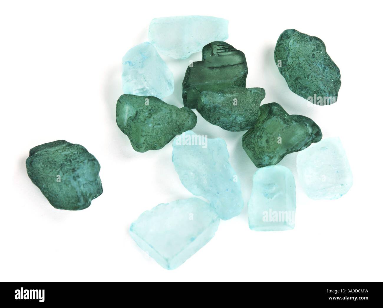 Grande sale da bagno posato su sfondo bianco Foto Stock