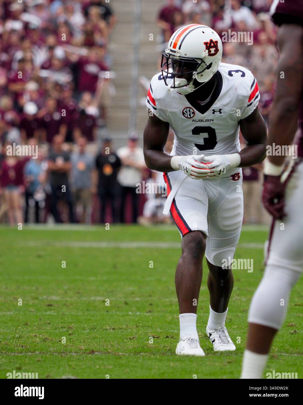 7 novembre 2017. Nate Craig-Myers n. 3 degli Auburn Tigers in azione contro i Texas A&M Aggies al Kyle Field di College Station Texas. Auburn sconfigge Texas A&M 42-27..Robert Backman/Cal Sport Media. (Immagine di credito: &Copy; Robert Backman/CSM tramite cavo ZUMA) Foto Stock