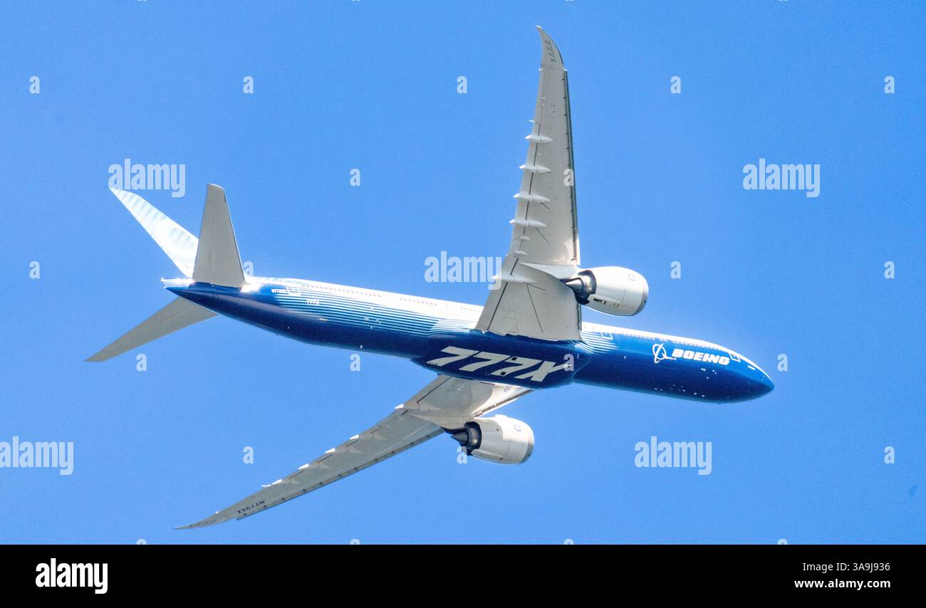 Boeing 777x in mostra durante il Seafair Festival 2024 a Seattle, WA 8/4/2024 Foto Stock