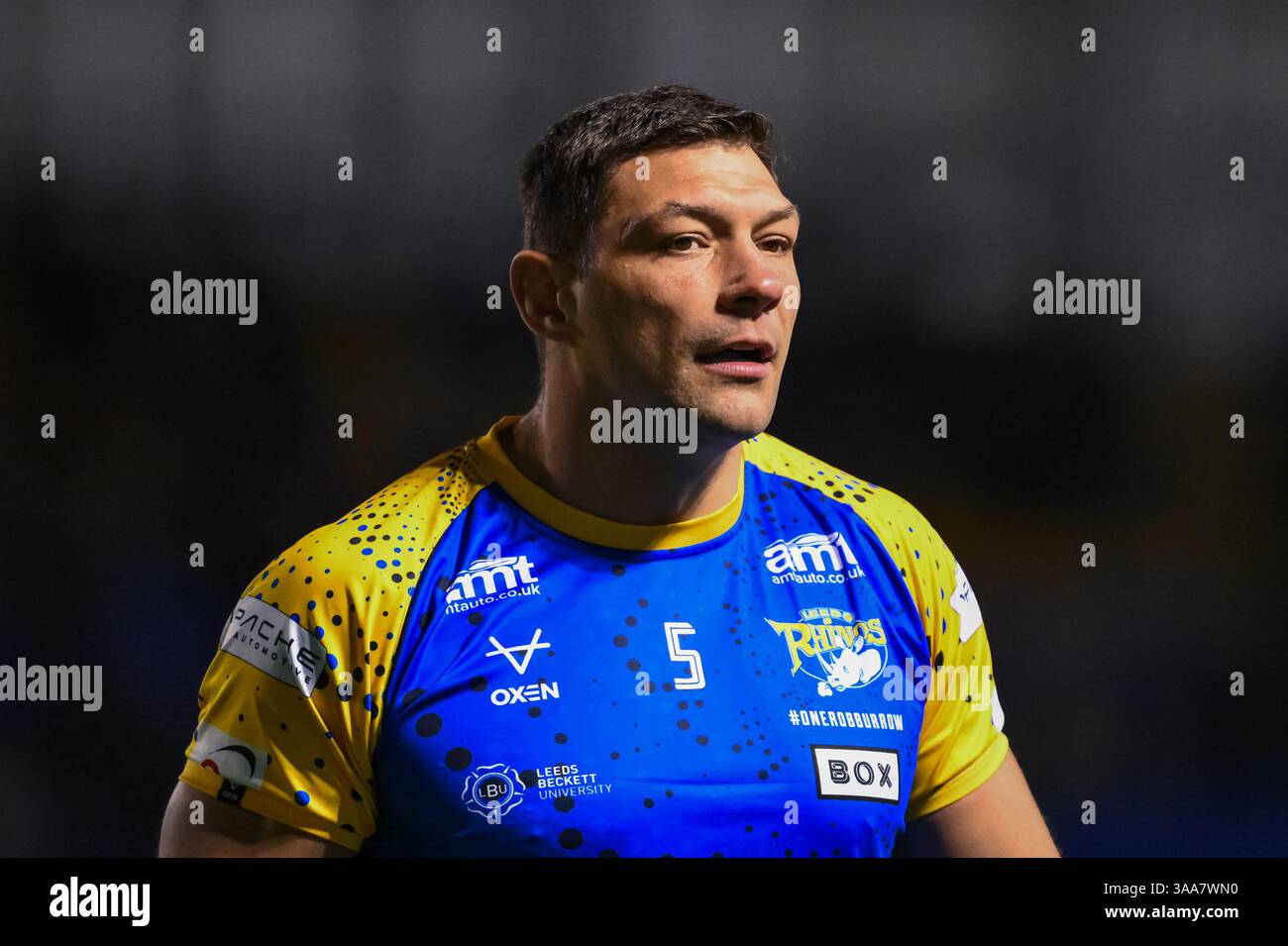WARRINGTON, INGHILTERRA - 28 MARZO 2025: Ryan Hall of Leeds Rhinos durante il riscaldamento pre-partita davanti al Betfred Super League Round 6 Warrington Wolves V Foto Stock