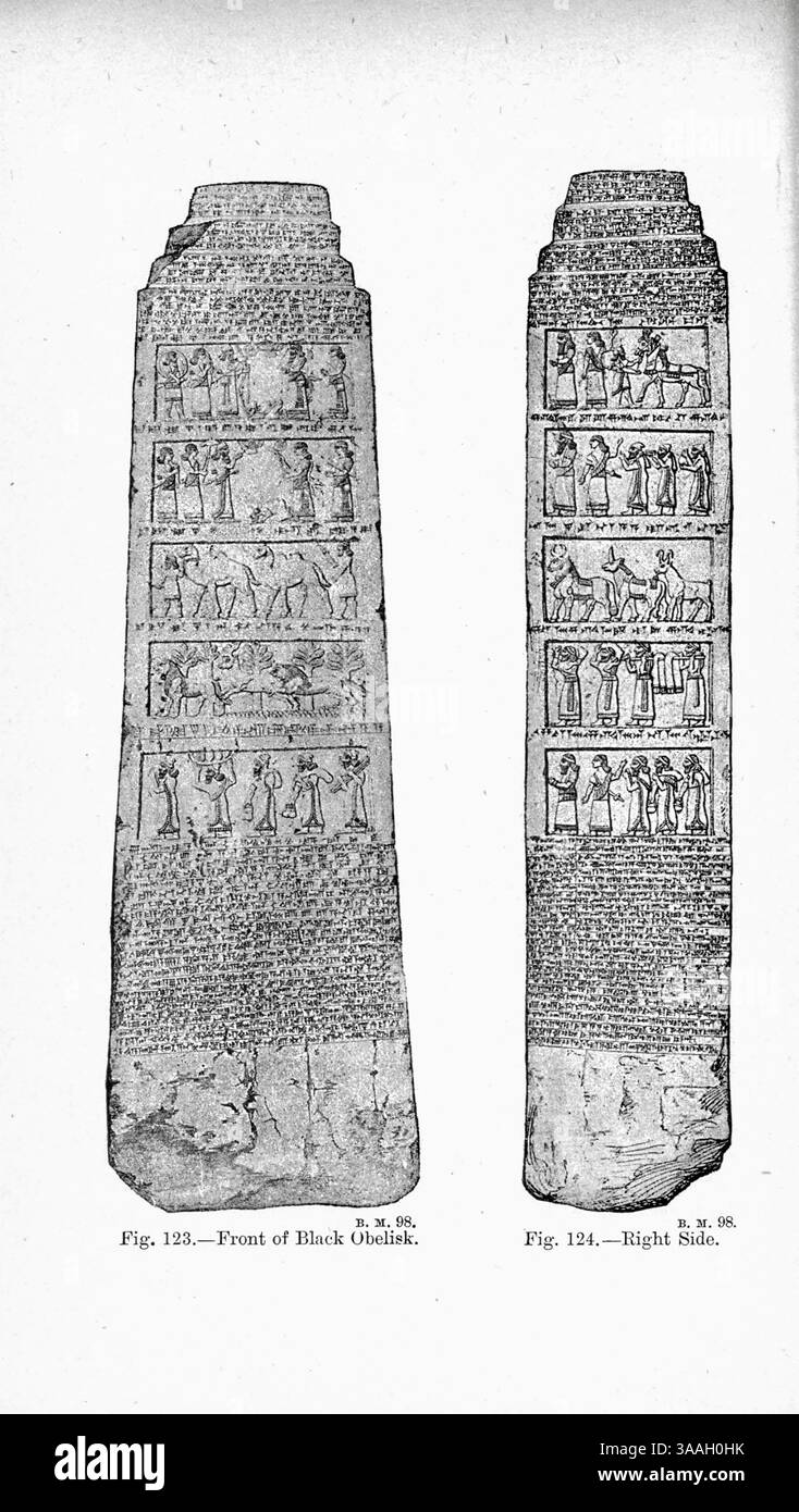 L'Obelisco Nero di Shalmaneser III è una scultura neo-assira di calcare nero con molte scene in bassorilievo e iscrizioni. Proviene da Nimrud (antica Kalhu), nel nord dell'Iraq, e commemora le gesta del re Shalmaneser III (regnante dal 858 al 824 a.C.). È in mostra al British Museum di Londra dal libro Graven in the Rock : or, The Historical accurate of the Bible confirmed by reference to the Assyrian and Egyptian monuments in the British Museum and other by Kinns, Samuel, 1826-1903 data di pubblicazione 1891 Foto Stock