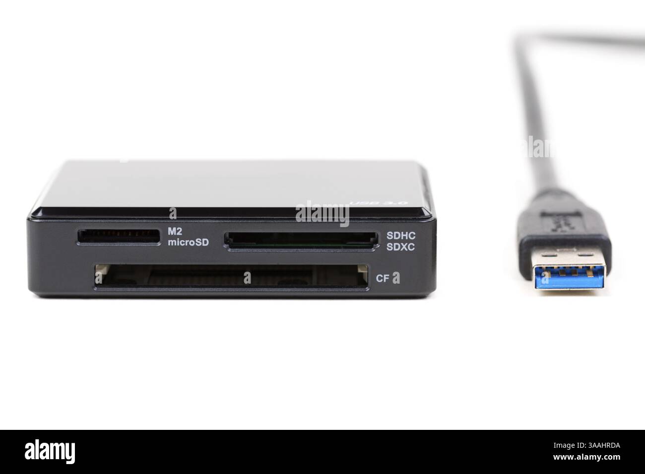 USB 3.0 lettore di schede CF e SD (micro SD), isolati su sfondo bianco Foto Stock