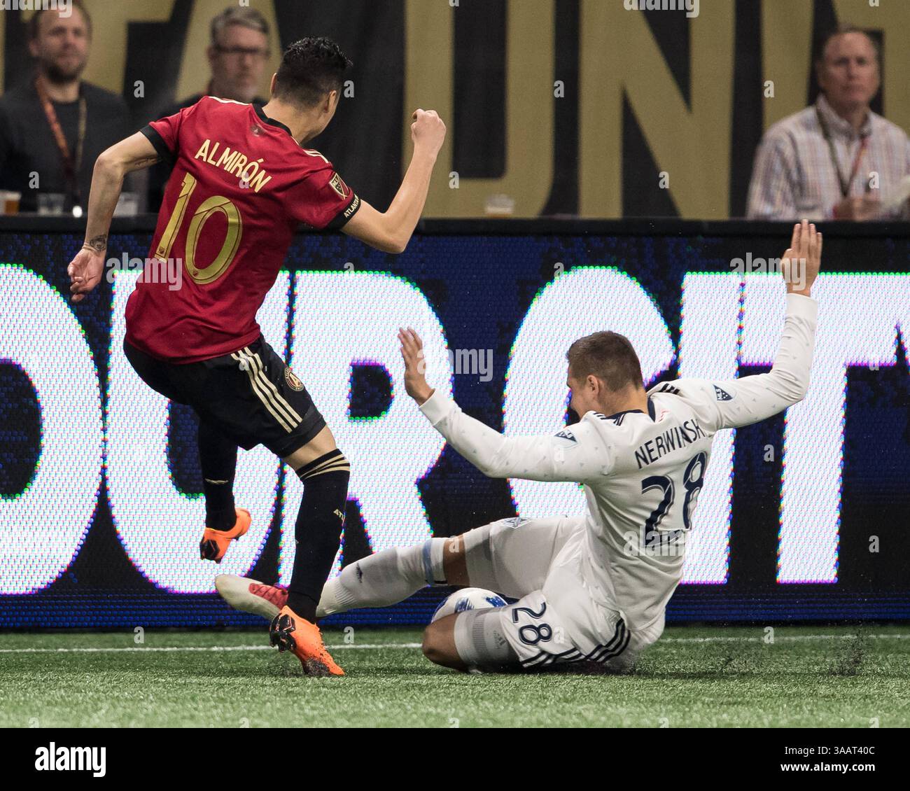 17 marzo 2018 - Atlanta, GA, Stati Uniti - Atlanta, GA - 17 marzo 2018: Atlanta United FC vs Vancouver Whitecaps FC al Mercedes-Benz Stadium. (Immagine di credito: © Steven Limentani/ISIPhotos via ZUMA Wire) Foto Stock