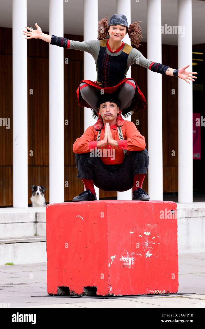 Compagnia Baccalà: OH OH OH dopo lo straordinario successo di PSS PSS, la pluripremiata compagnia Baccalà torna alla Fringe con OH OH! Hilariou Foto Stock