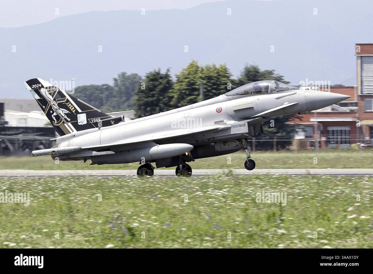 Un Eurofighter Typhoon dell'Aeronautica militare in colore speciale. Foto Stock