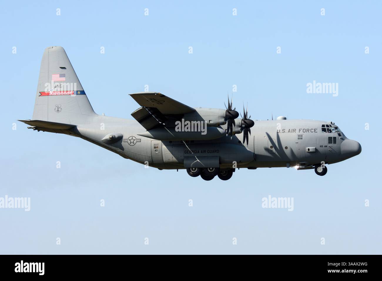 Un C-130H della Georgia Air National Guard in volo. Foto Stock