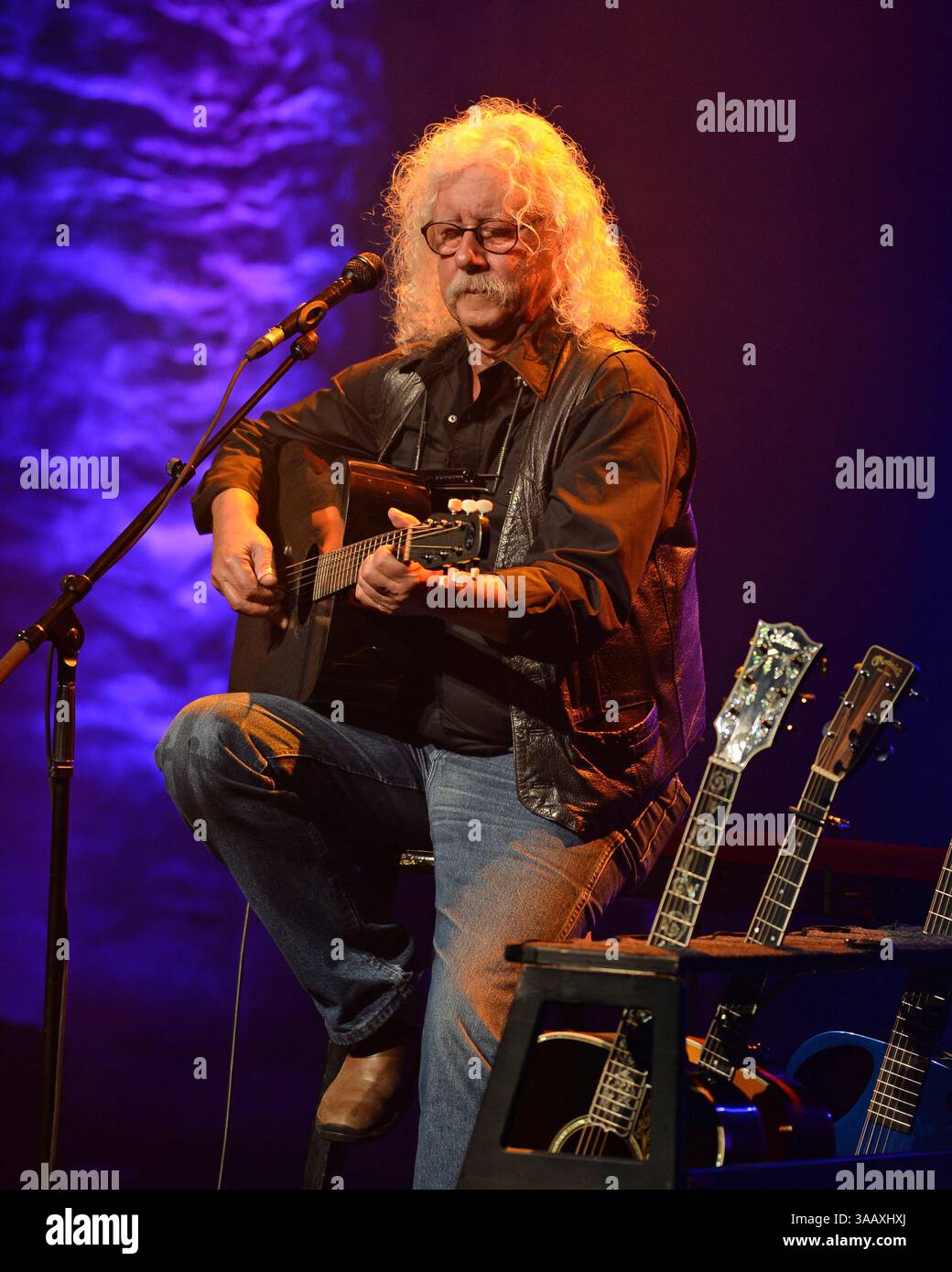 4 febbraio 2017 - Fort Lauderdale, Florida, Stati Uniti d'America - FORT LAUDERDALE, FL - 04 FEBBRAIO: Arlo Guthrie si esibisce al Parker Playhouse il 4 febbraio 2017 a Fort Lauderdale Florida..persone: Arlo Guthrie (immagine di credito: © SMG via ZUMA Wire) Foto Stock