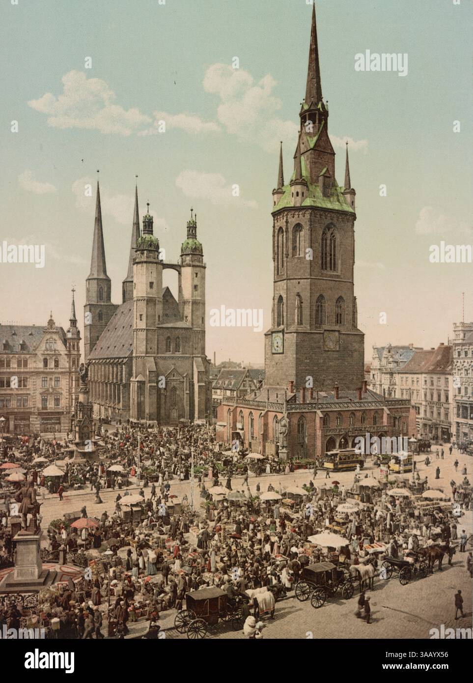 Stampa fotocromatica d'epoca della Chiesa del mercato e della Torre Rossa di Halle, Germania, circa 1900. Foto Stock