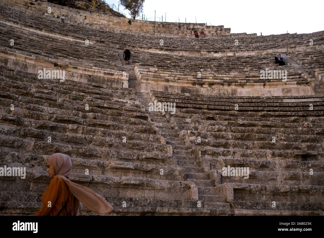 AMMAN, GIORDANIA - 10 SETTEMBRE 2021: Teatro romano nella città vecchia di Amman. CREDITO: Daniel Rodrigues Foto Stock