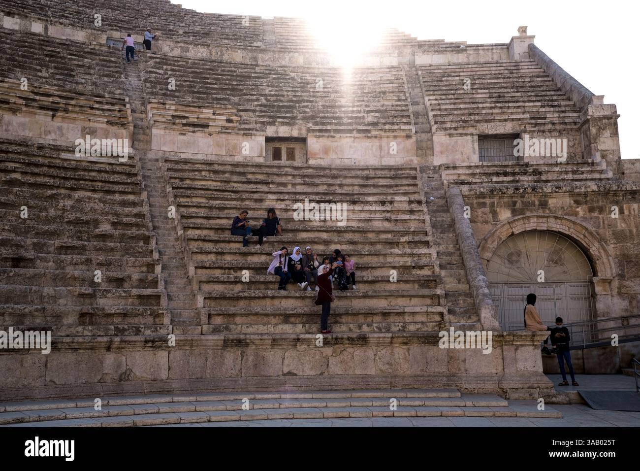 AMMAN, GIORDANIA - 10 SETTEMBRE 2021: Teatro romano nella città vecchia di Amman. CREDITO: Daniel Rodrigues Foto Stock