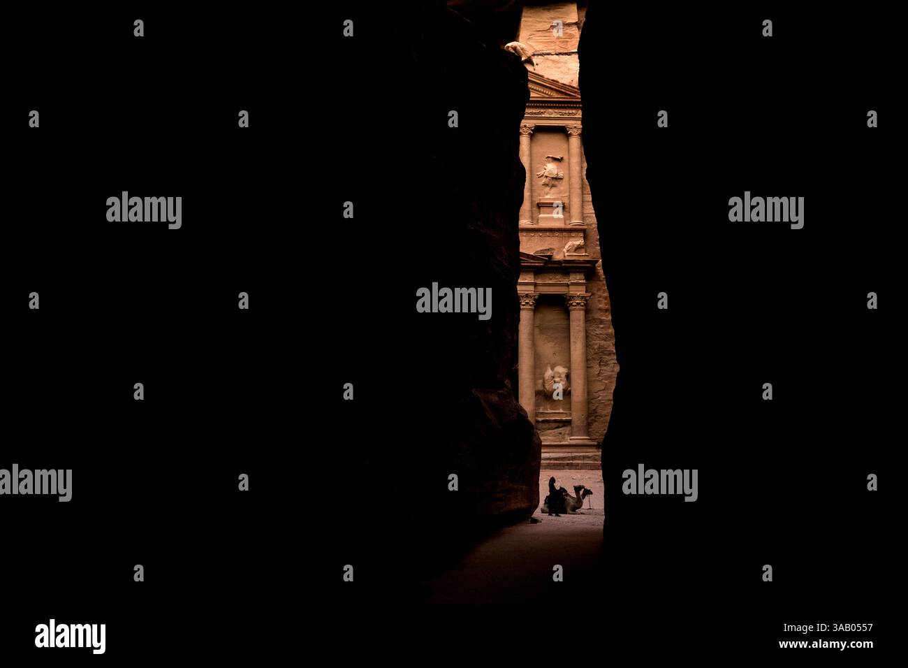 WADI MUSA, GIORDANIA - 10 SETTEMBRE 2021: Il Tesoro a Petra. CREDITO: Daniel Rodrigues Foto Stock