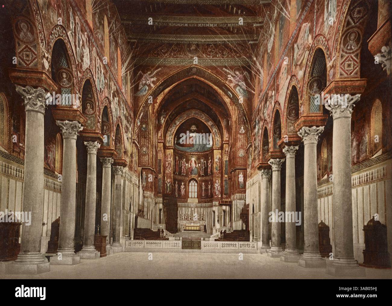 Stampa fotocromatica d'epoca dell'interno della Cattedrale di Monreale a Palermo, Sicilia. Foto Stock