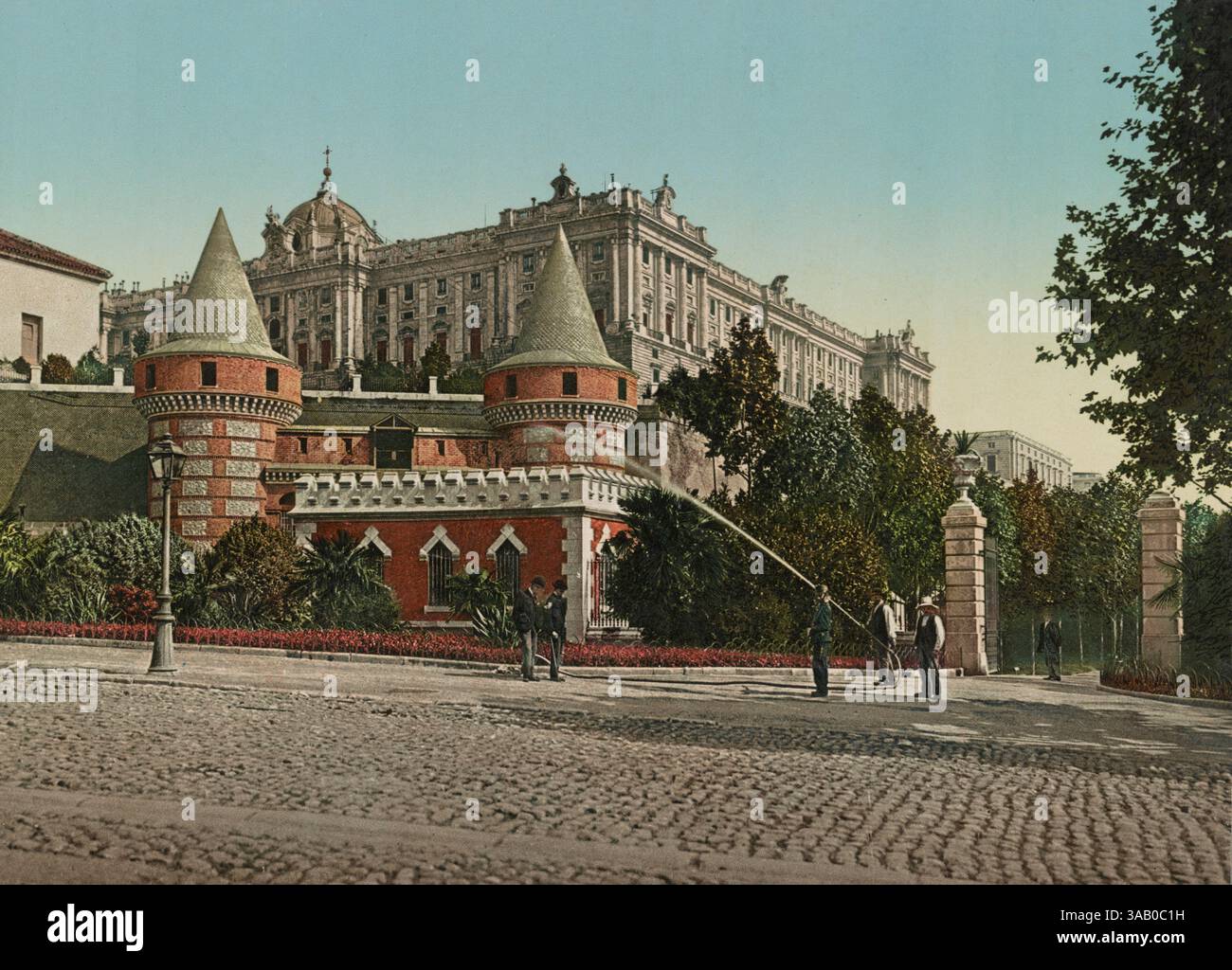 Stampa fotocromatica d'epoca del Palazzo reale di Madrid, Spagna. Foto Stock